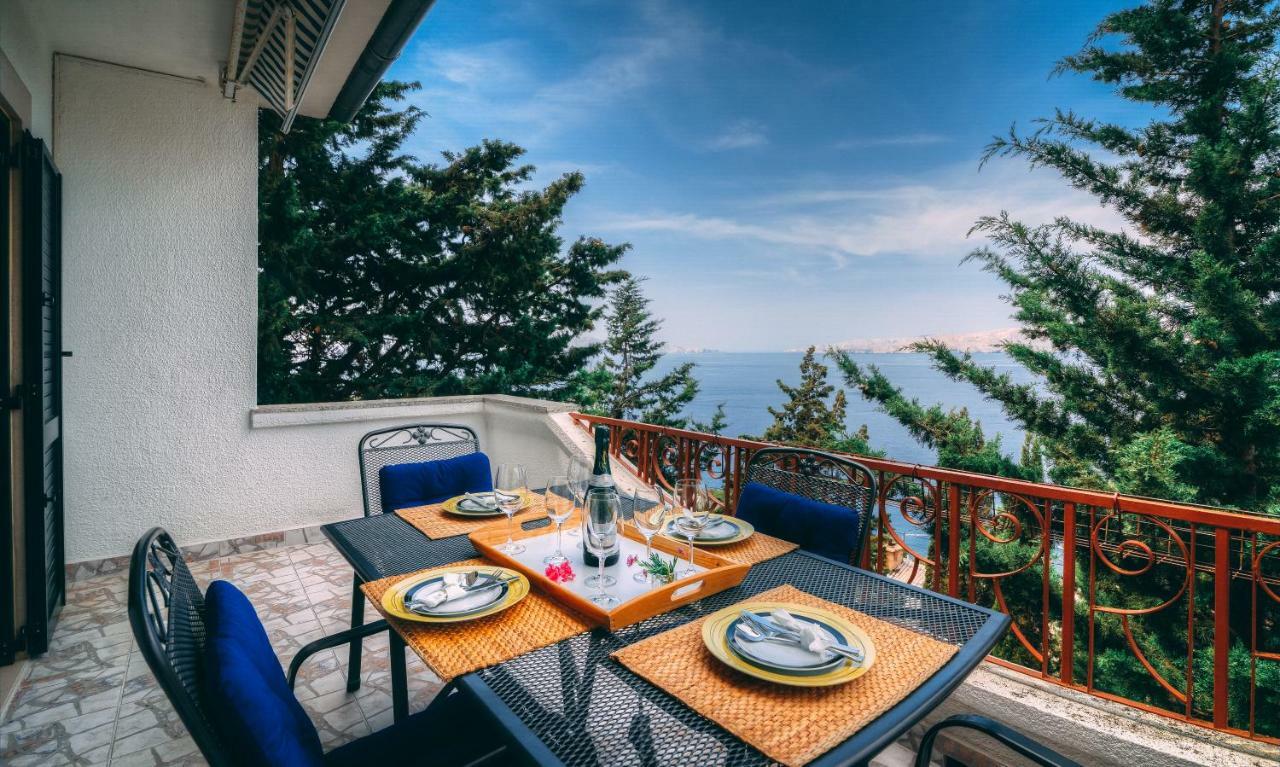 33 Ulica Nikole Jurisica Apartment Senj  Luaran gambar