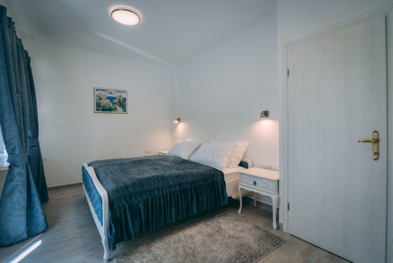 33 Ulica Nikole Jurisica Apartment Senj  Luaran gambar